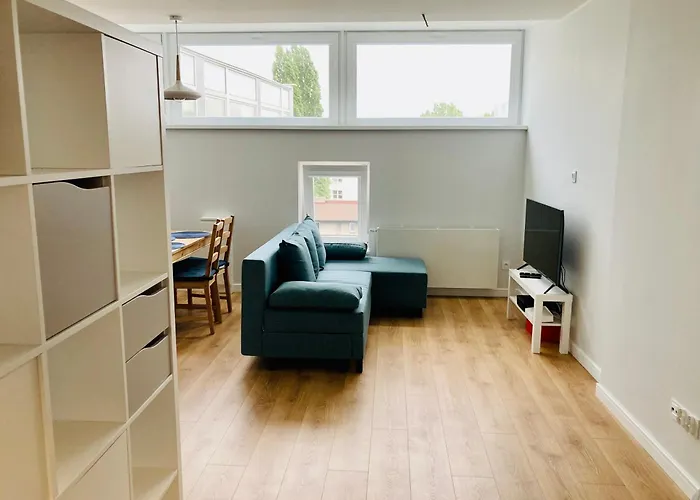 Dobry Adres Starowiejska Гдыня