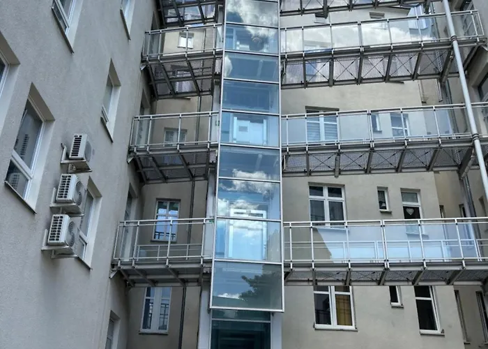 Dobry Adres Starowiejska * Гдыня